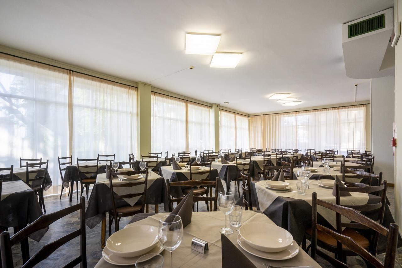 Hotel Mamy Rimini Exterior photo
